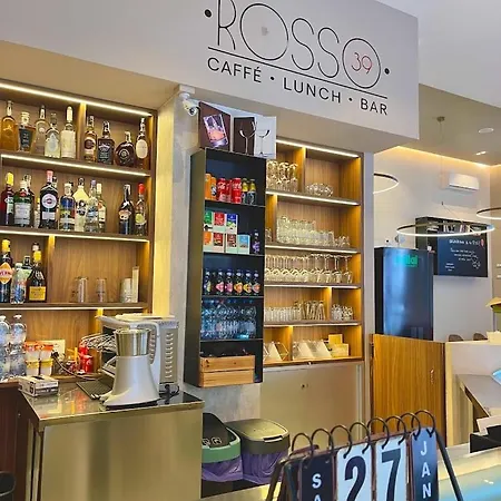 Morgagni Suites- Elegante Bilocale Con Tram T1 Sotto Casa شقة *