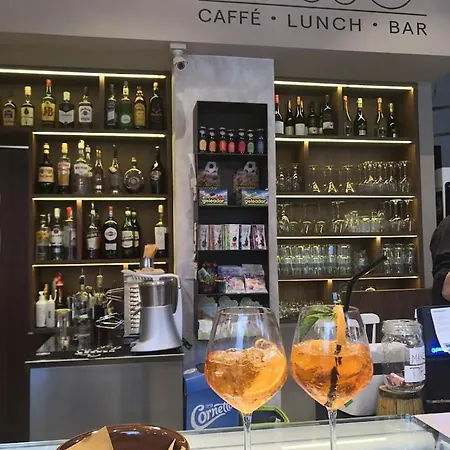 Morgagni Suites- Elegante Bilocale Con Tram T1 Sotto Casa Lägenhet Florens