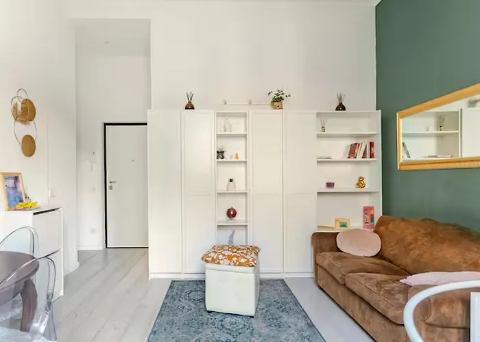 Morgagni Suites- Elegante Bilocale Con Tram T1 Sotto Casa
