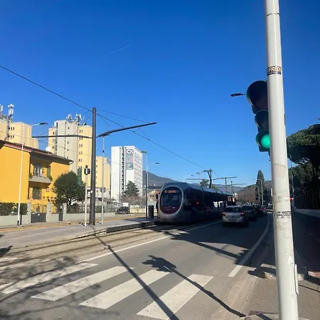 Morgagni Suites- Elegante Bilocale Con Tram T1 Sotto Casa Apartment
